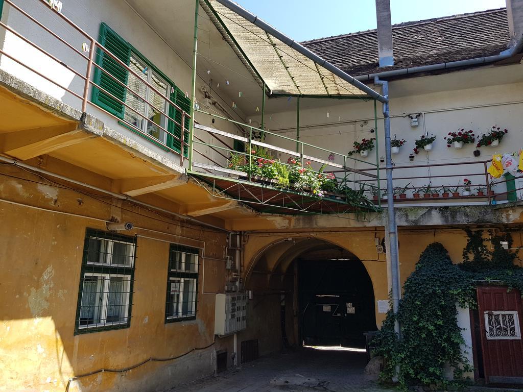 Luk Old Town Apartment Sibiu Extérieur photo